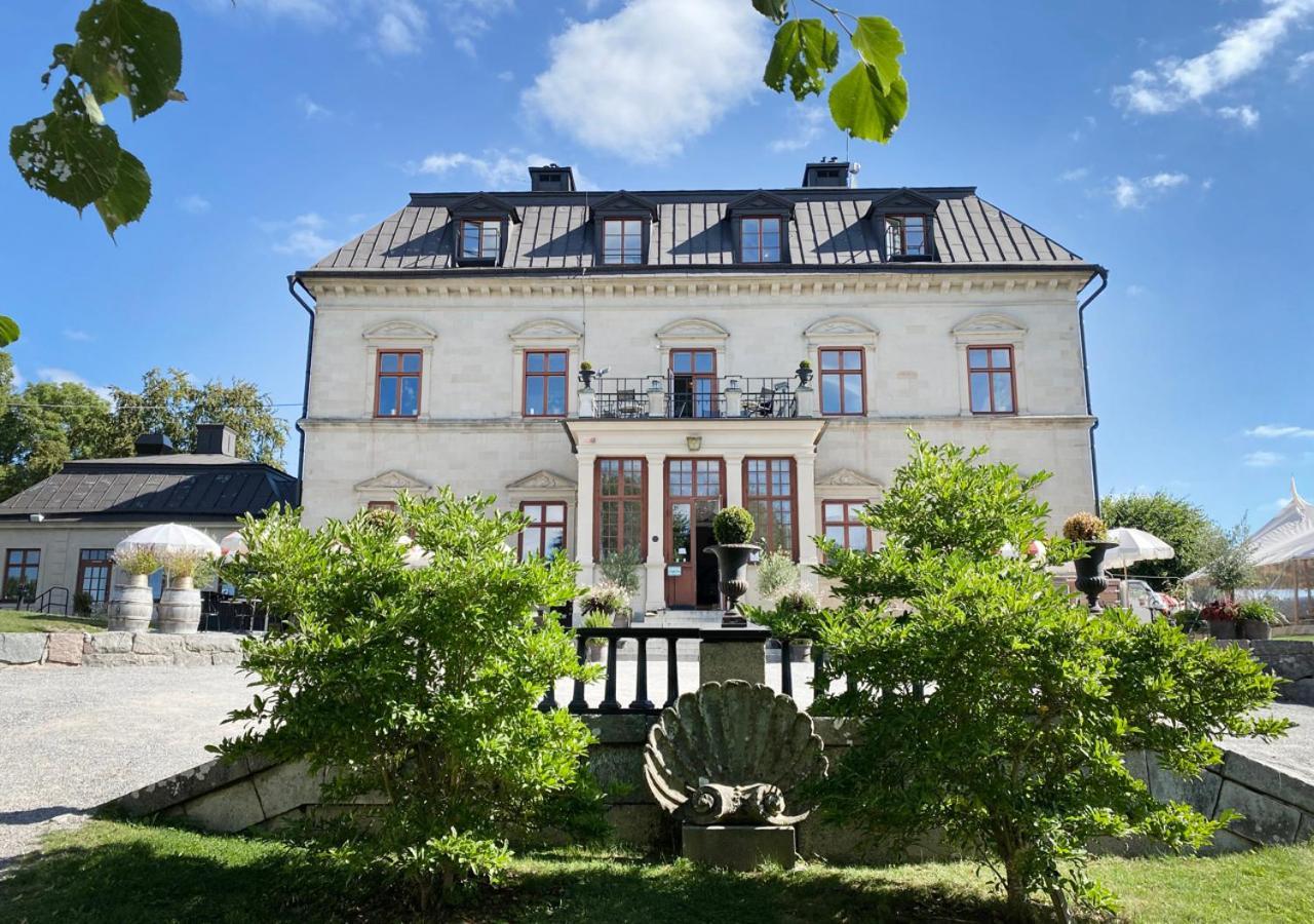 Готель Goervaelns Slott Єрфелла Екстер'єр фото