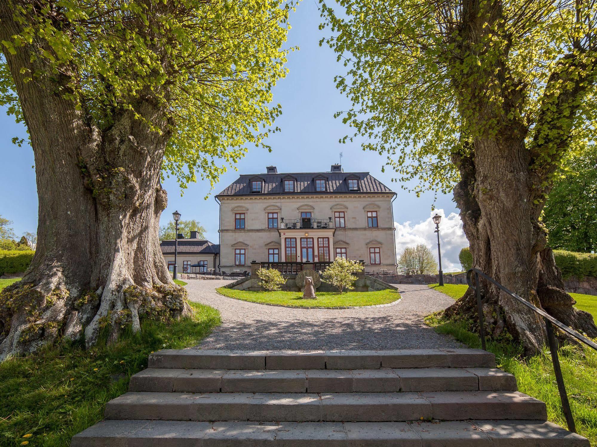 Готель Goervaelns Slott Єрфелла Екстер'єр фото